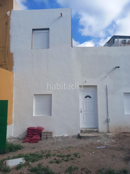 Foto d320099e-1633-439d-a364-eb6132e8414f. Casa in calle la cabezada 38 in Valle San Lorenzo Arona