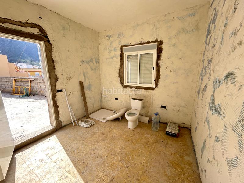 Foto ec2569ea-f070-4bff-856f-271f9418052f. Casa in calle la cabezada 38 in Valle San Lorenzo Arona