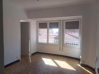 Appartamento in Ocata. Tercer piso sin ascensor cerca de la playa