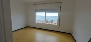Miete Etagenwohnung  Passeig prat de la riba. Piso sin ascesnor primera línea de mar
