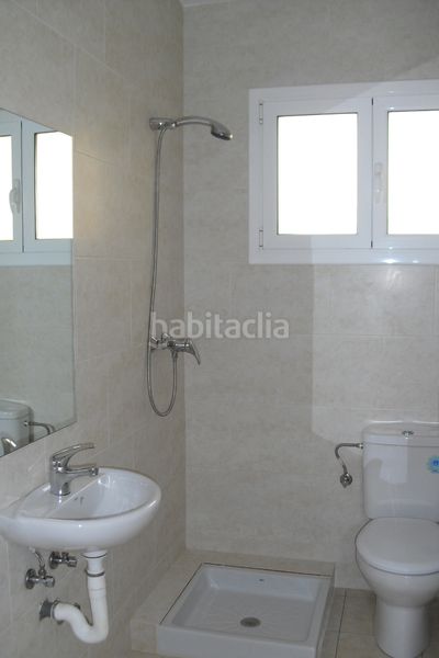 Foto 67bd2885-a823-49d5-889b-4fce3bb213c9. Casa a Centre Masnou (El)