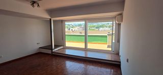 Affitto Appartamento  Carrer àngel guimerà. Piso con ascensor de 72 m2.