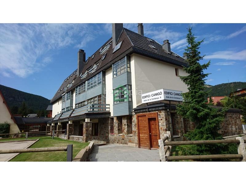 Foto f489fc75-92ae-408f-b45f-17fdf490c942. Pis amb aparcament a Alp