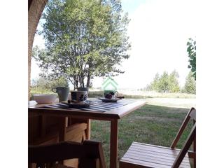 Pis  N/a. Piso de una habitación por menos de 100.000