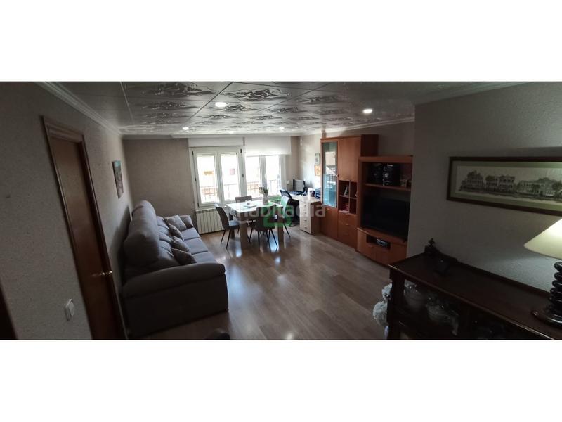 Foto b63ace10-e7ca-446c-bed1-dfa563bc24c9. Piso  de 3 habitaciones en Puigcerdà