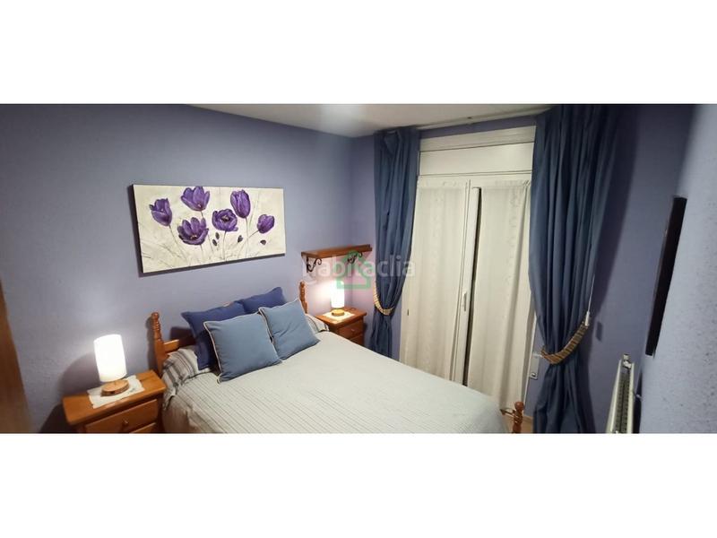Foto d5885486-1c0d-41ed-ade4-ed7ab680fc50. Piso  de 3 habitaciones en Puigcerdà