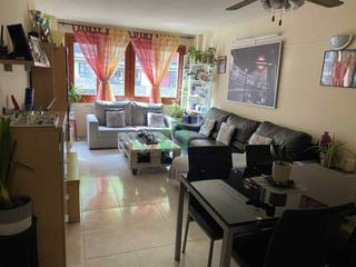 Pis  N/a. Piso de 3 habitaciones con parquing y trastero en encamp
