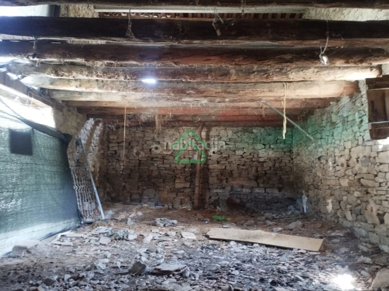 Foto d6e459d9-50da-4277-9504-d4b25cf0ecfd. Masia a Coll de Nargó