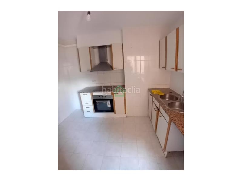 Foto c3339293-a74c-43e5-8707-0c01f2e3b422. Dúplex  de 110 m con chimenea, terraza y box doble en passeig del parc la seu durgell en Seu d´Urgell (La)
