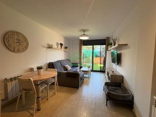 Appartement  N/a. Piso con terraza de 35 m en montferrer i castellbò