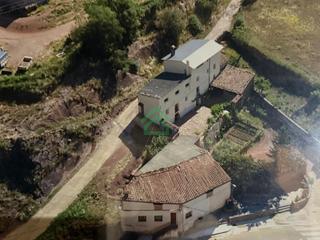 Casa  N/a. Casa de pueblo gigante  almacenes con futuro en noves de segre