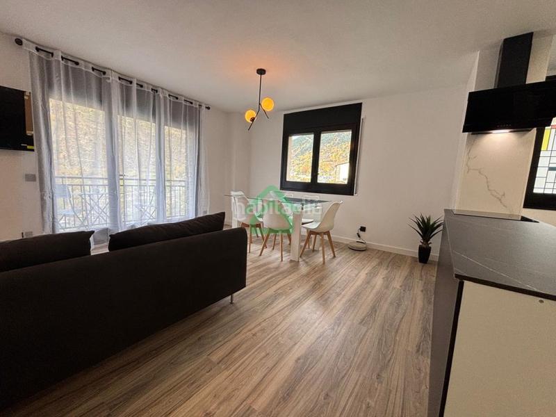 Foto 174f1a40-ee63-40d0-bf00-2acb407994e0. Appartement dans Els Cortals Encamp