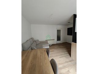 Piso  Calle comtat d'urgell. Reformado, a estrenar y en pleno centro de la seu