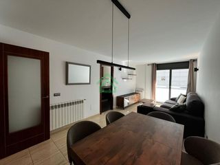 Pis  Carrer de la vena. Piso de 3 habitaciones en el centro de encamp