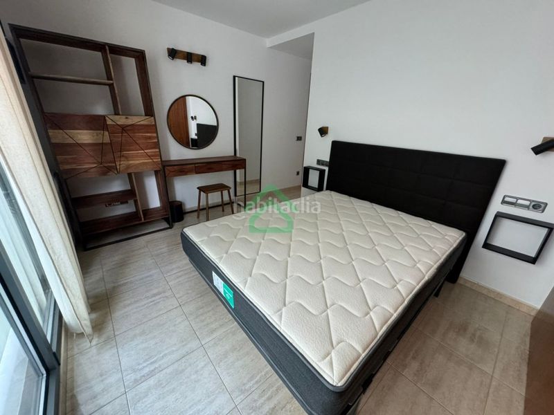 Foto 1002d66a-7b3d-4bc2-a15b-cb4ee2da8542. Pis a Encamp Encamp