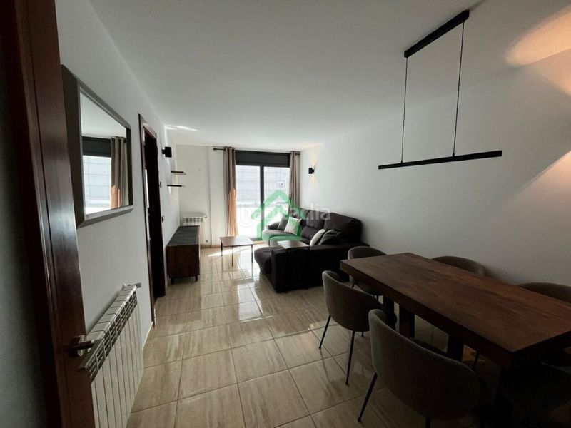 Foto ba905777-203f-4d36-89c2-246ee6f6aba9. Pis a Encamp Encamp