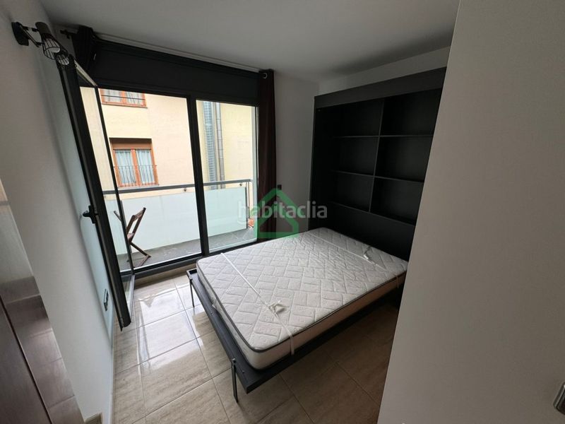 Foto da4ed944-5e43-4ad5-8e93-ecf6783497aa. Pis a Encamp Encamp