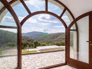 Pis  Calle almogavers. Una pieza irrepetible en el corazón del empordà