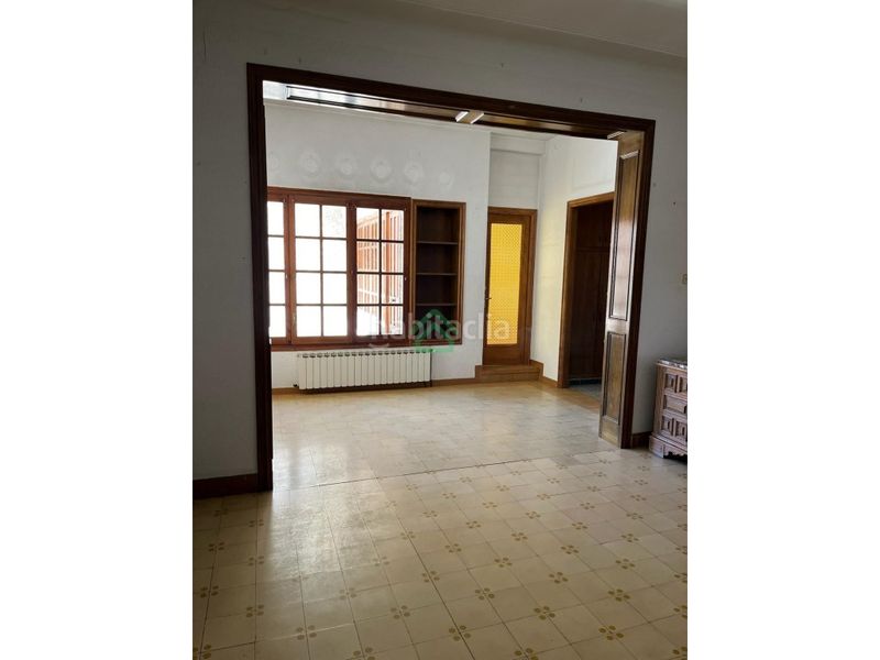 Foto 8061786e-d69e-4e9c-9142-0348554983be. Casa  de 785 m con dos viviendas y jardín de 600 m en Linyola
