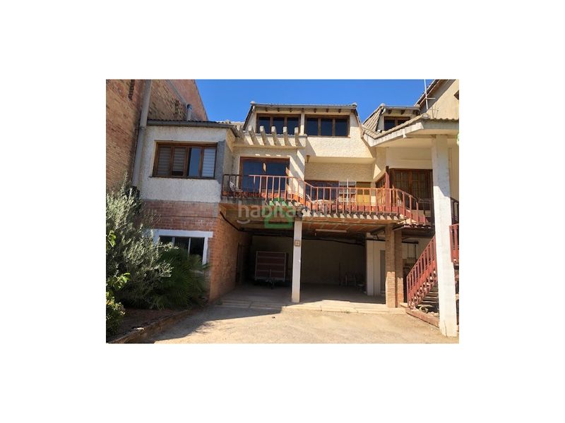 Foto a18add8c-b3cd-4887-af9a-cd8f708a5250. Casa  de 785 m con dos viviendas y jardín de 600 m en Linyola