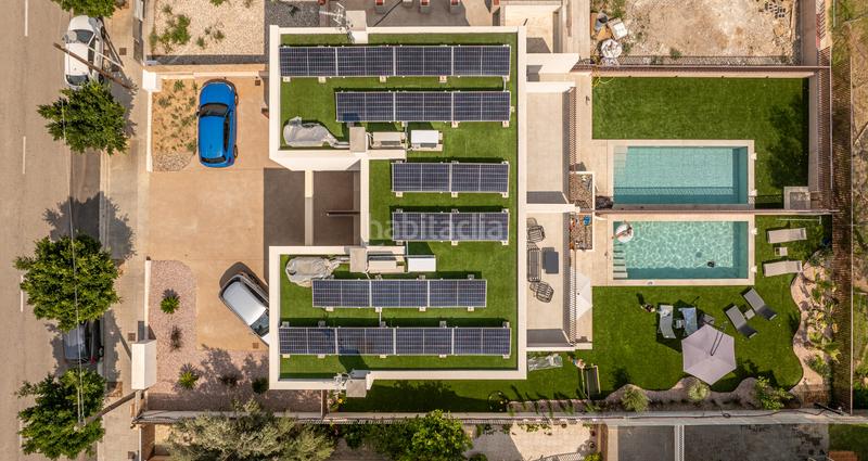 Foto f50cd1dd-9e18-41b7-98c8-916eecdfe3f7. Casa a schiera con parcheggio piscina in port d´Alcúdia-platja dálcúdia Alcúdia