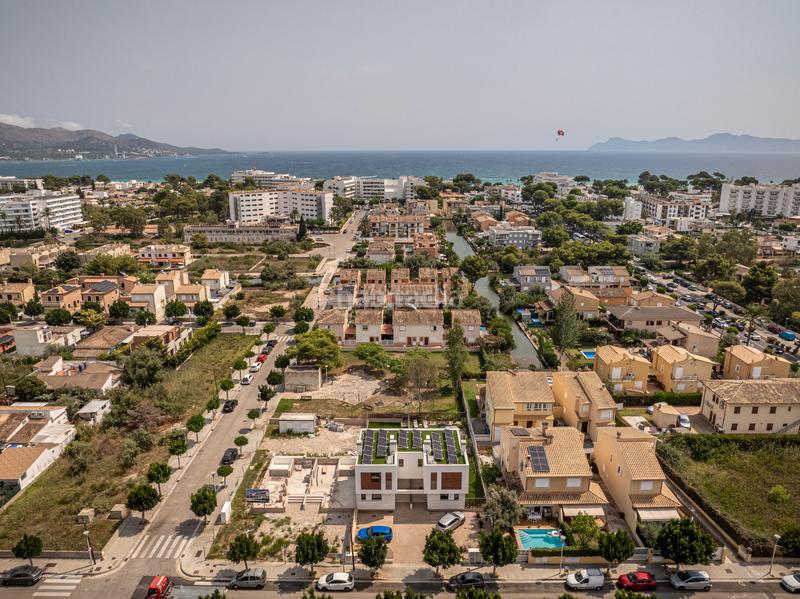 Foto 1d86608d-235b-4228-a6c5-857ef4d046d7. Maison jumelée avec parking piscine dans port d´Alcúdia-platja dálcúdia Alcúdia
