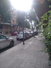 Local commercial à Carrer joana jugan 219. Inquilino con rentabilidad