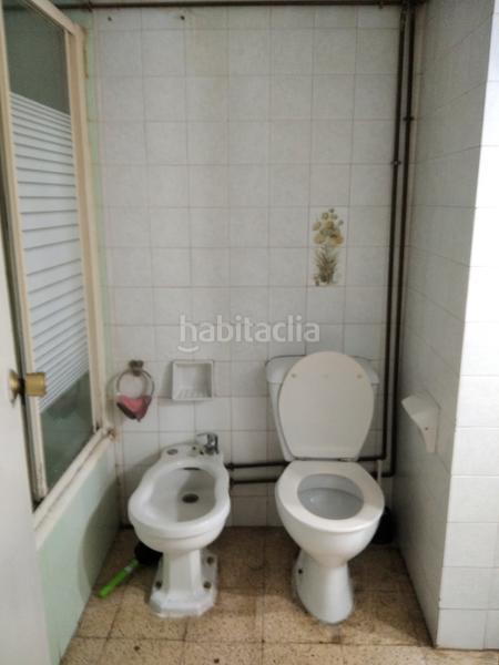 Foto 4f3a66d4-0346-46ed-aaf6-1982ec533244. Piso a reformar terraza 50 m en Eixample Tarragona