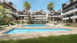 Penthouse in Villamartín-Las Filipinas. Atico en los altos con piscina y parking