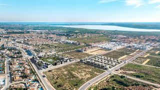 Casa en Formentera del Segura. Bungalo planta baja en ciudad quesada