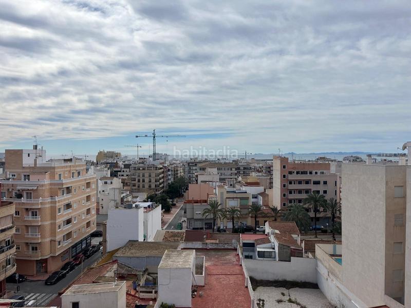 Foto a56a1402-b241-4d66-98ac-51c36ed85dae. Ático precioso atico a sur, de 2 dorimitorios, con garaje, trastero y solarium en Torrevieja