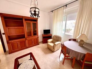 Rez-de-chaussée à El Acequión. Planta baja en torrevieja junto a la playa