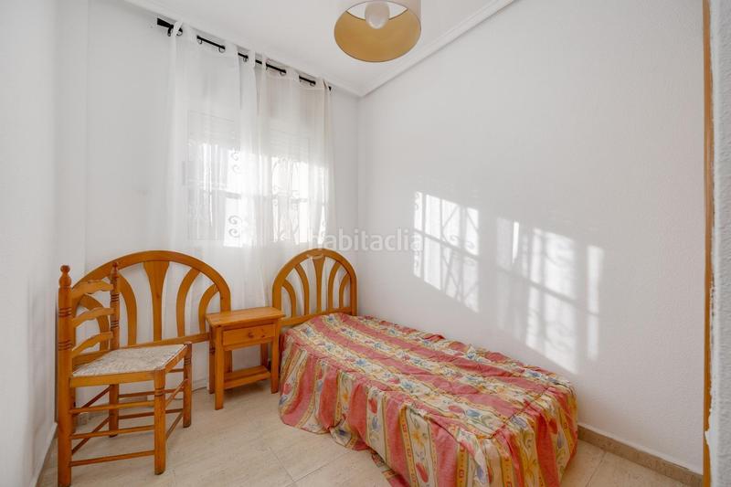 Foto 400c4da9-c276-408a-b2c1-36208f40cc4d. Chalet  con piscina comunitaria en venta en Torrevieja
