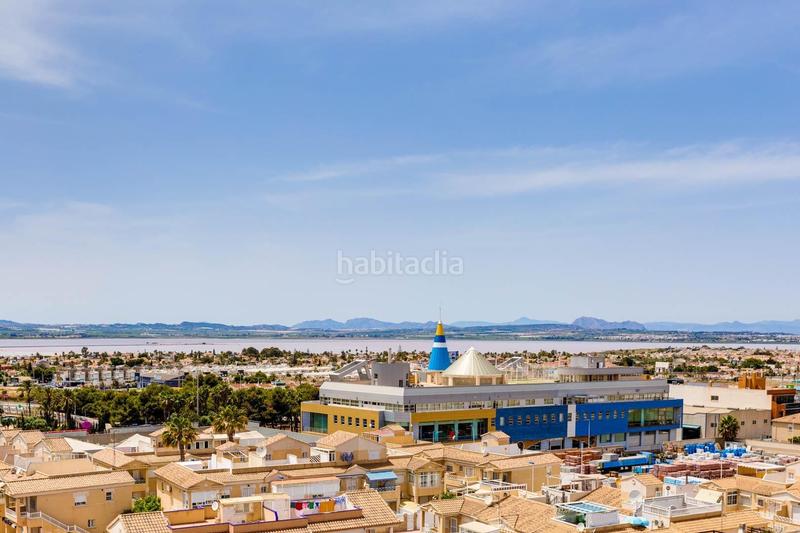 Foto 53821c60-7c2f-4f2c-ab14-2a9859c2188f. Chalet  con piscina comunitaria en venta en Torrevieja