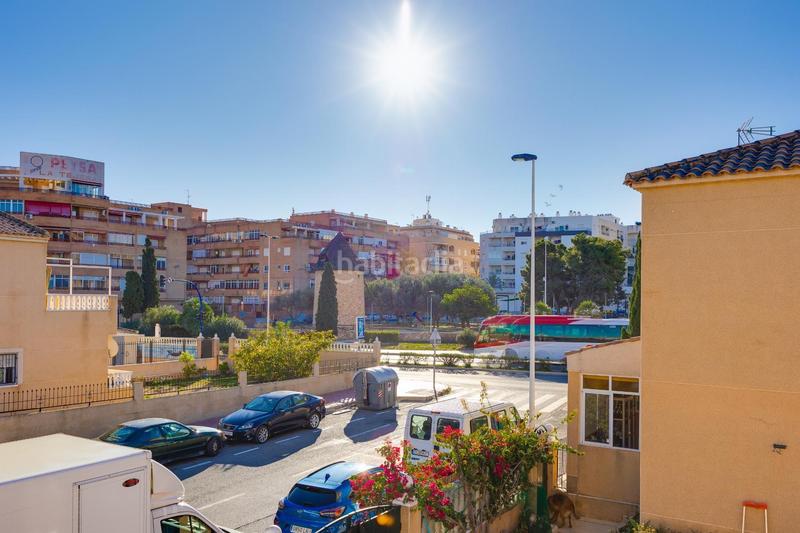 Foto 65e0edf0-4d09-47f5-b28f-589316d98019. Chalet  con piscina comunitaria en venta en Torrevieja