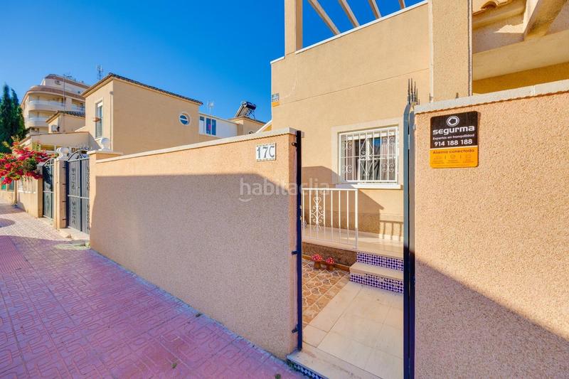 Foto 6b429dd6-addb-4279-9e6e-2d992a531600. Chalet  con piscina comunitaria en venta en Torrevieja