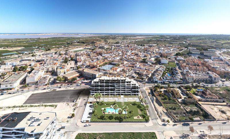 Foto 0ff9d0c5-711a-44f1-bd5f-5b3d21be75ef. Ático atico de lujo con solarium con piscina comunitaria en Torrevieja