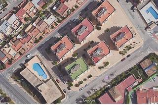 Apartament a Cabo Cervera. Piso reformado en torrevieja con piscina comunitaria