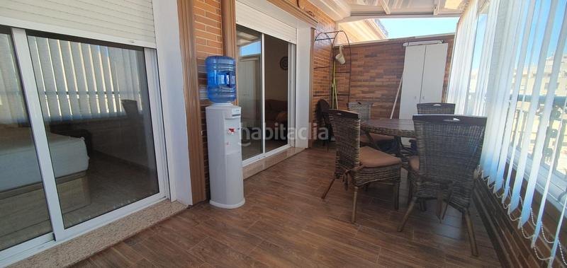 Foto f9a351ed-c8f3-4fba-8042-c4475cd54795. Ático amplio ático de 2 dormitorios con parking y trastero en Torrevieja