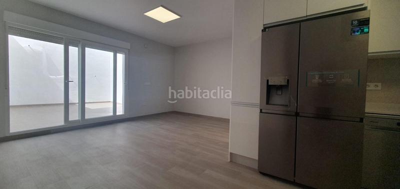 Foto 4c1d3527-58b9-4692-9364-b0f8871cea64. Piso vivienda reformada moderna y de calidad, amplio patio terraza en Torrevieja