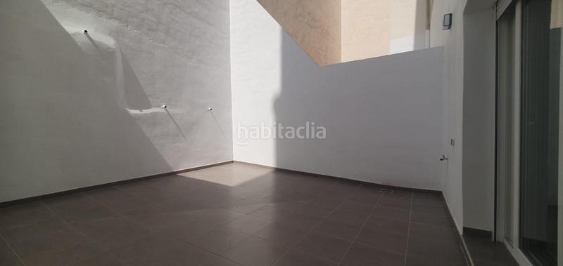 Foto a20ab5a4-4194-4221-bacd-d1985e619e50. Piso vivienda reformada moderna y de calidad, amplio patio terraza en Torrevieja