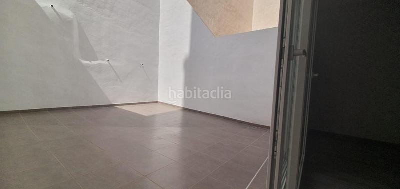 Foto af4c97d4-d4a4-42f3-8503-9dcb7721d063. Piso vivienda reformada moderna y de calidad, amplio patio terraza en Torrevieja
