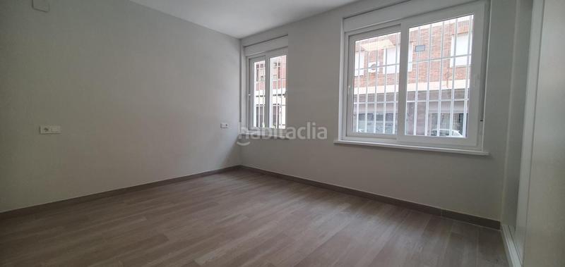 Foto bfa830c9-f143-4aa5-86e5-ce74554ed0db. Piso vivienda reformada moderna y de calidad, amplio patio terraza en Torrevieja