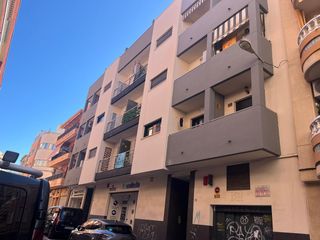 Apartament a Zona Playa de los Locos. Bonito apartamento de 3 dormitorios con garaje y trastero a 100