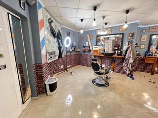 Geschäftsraum in Pueblo. Local comercial en el centro de guardamar del segura