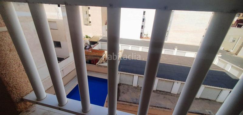 Foto 5ce9cdc0-ddc5-4a85-acb1-7ae97c613e4f. Ático  centrico con piscina y garaje cerrado en Torrevieja