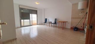 Location Appartement à Puerto Deportivo. Piso de un dormitorio muy céntrico