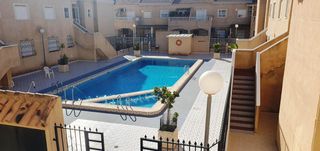 Lloguer Casa a Parque Acuático - Sector 25. Bungalow alto en pueblo centro con piscina