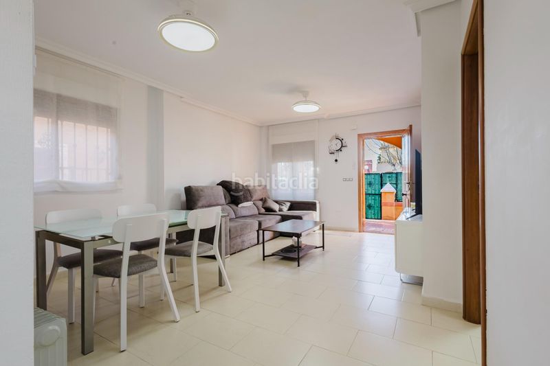 Foto 566b1d47-e760-4cd8-a3b5-a42da0982f62. Chalet con riscaldamento piscina in Parque Acuático - Sector 25 Torrevieja