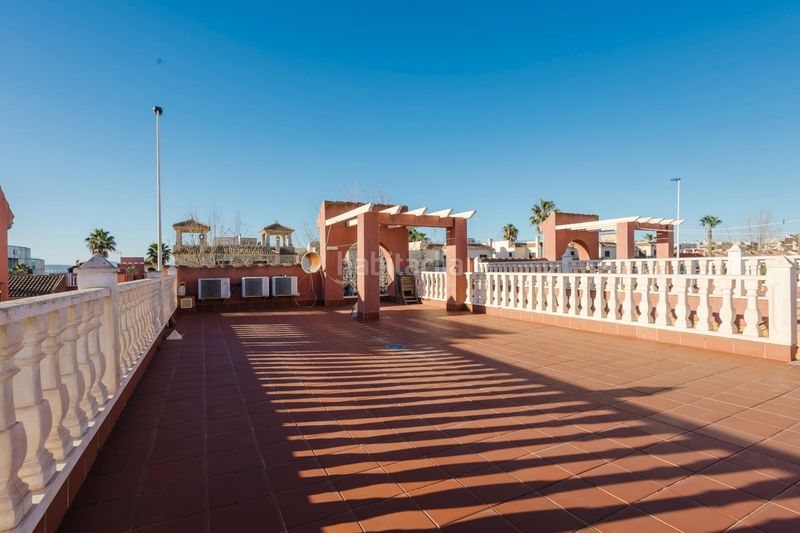 Foto 7e78eb2d-289e-4e95-b705-7ff298d3e4aa. Chalet con riscaldamento piscina in Parque Acuático - Sector 25 Torrevieja